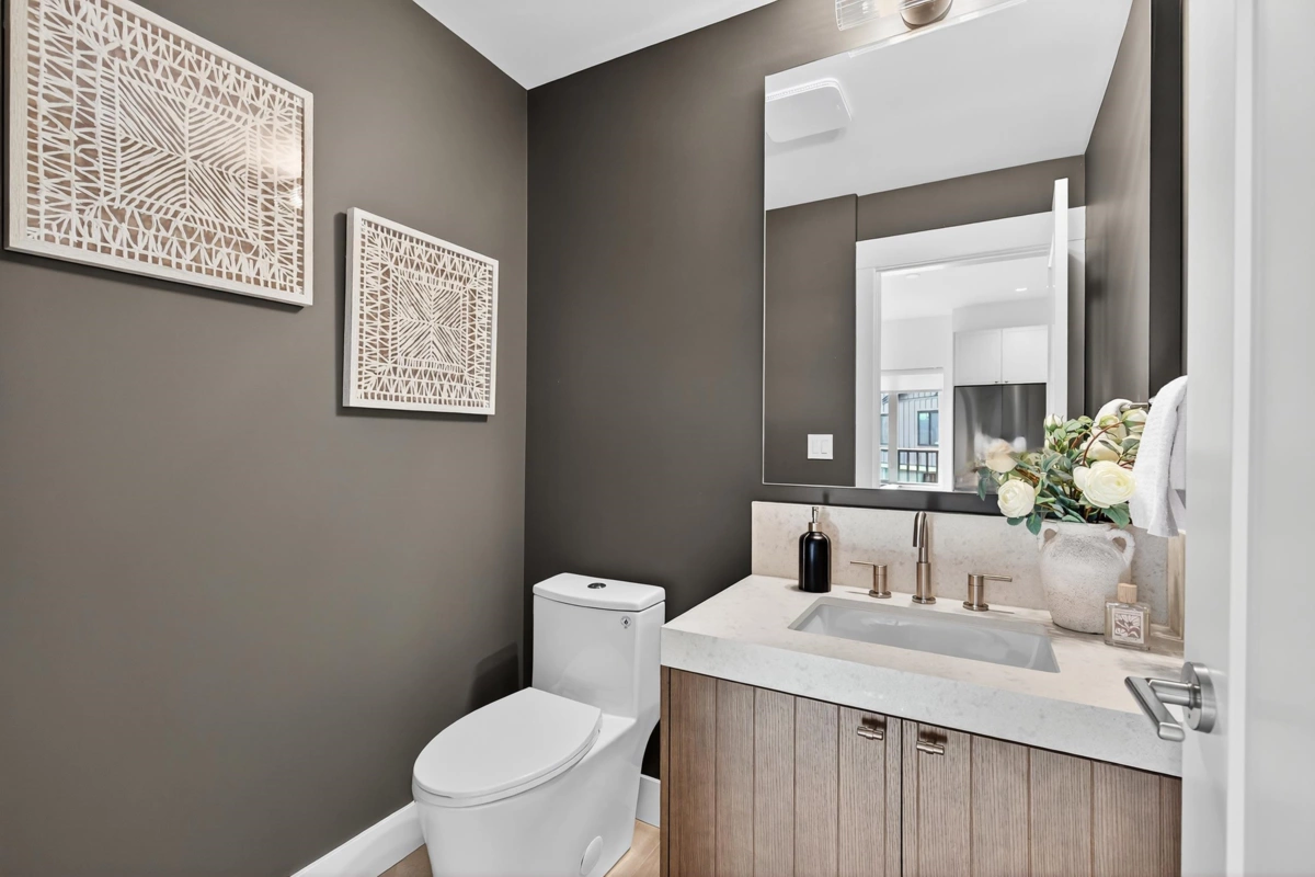 Breakfast Nook Photo of 10 6828 208a Street, Langley, BC