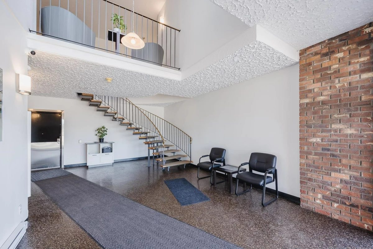 Dining Area Photo of 203 32040 Peardonville Road, Abbotsford, BC