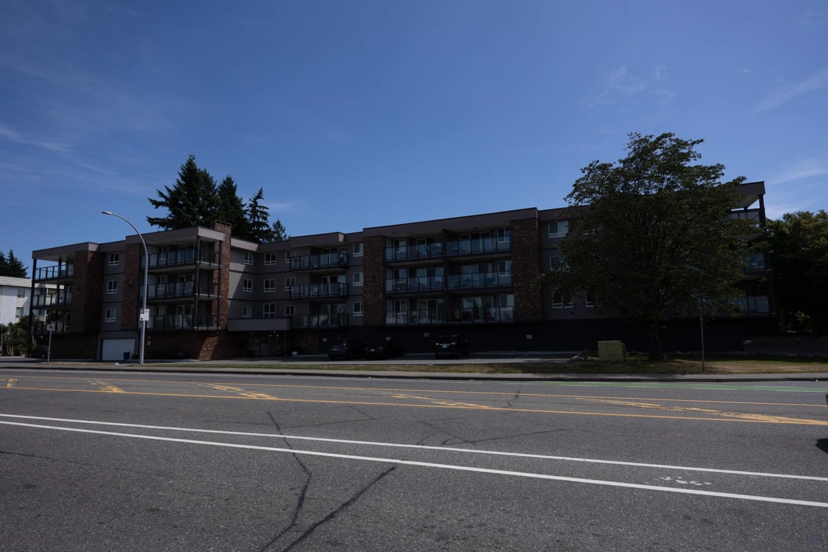 Swimming Pool Photo of 203 32040 Peardonville Road, Abbotsford, BC