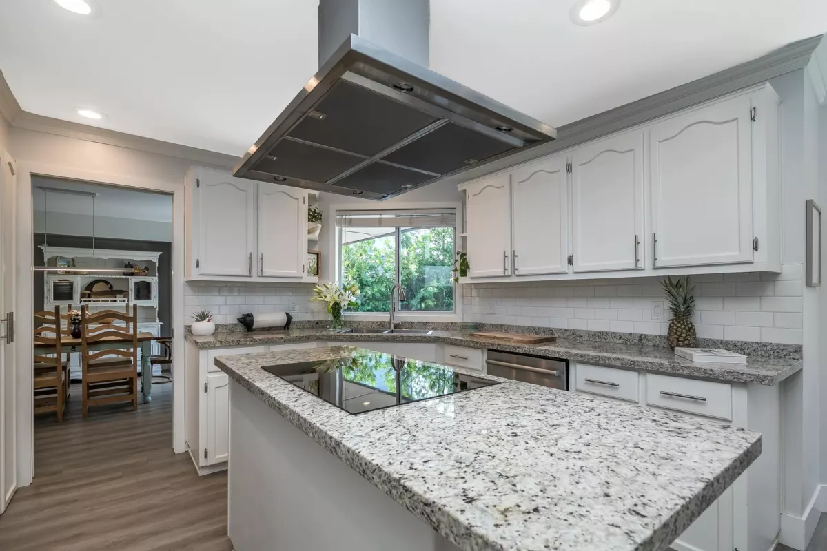 Basement Recreation Room Photo of 4553 66 Street, Ladner, BC