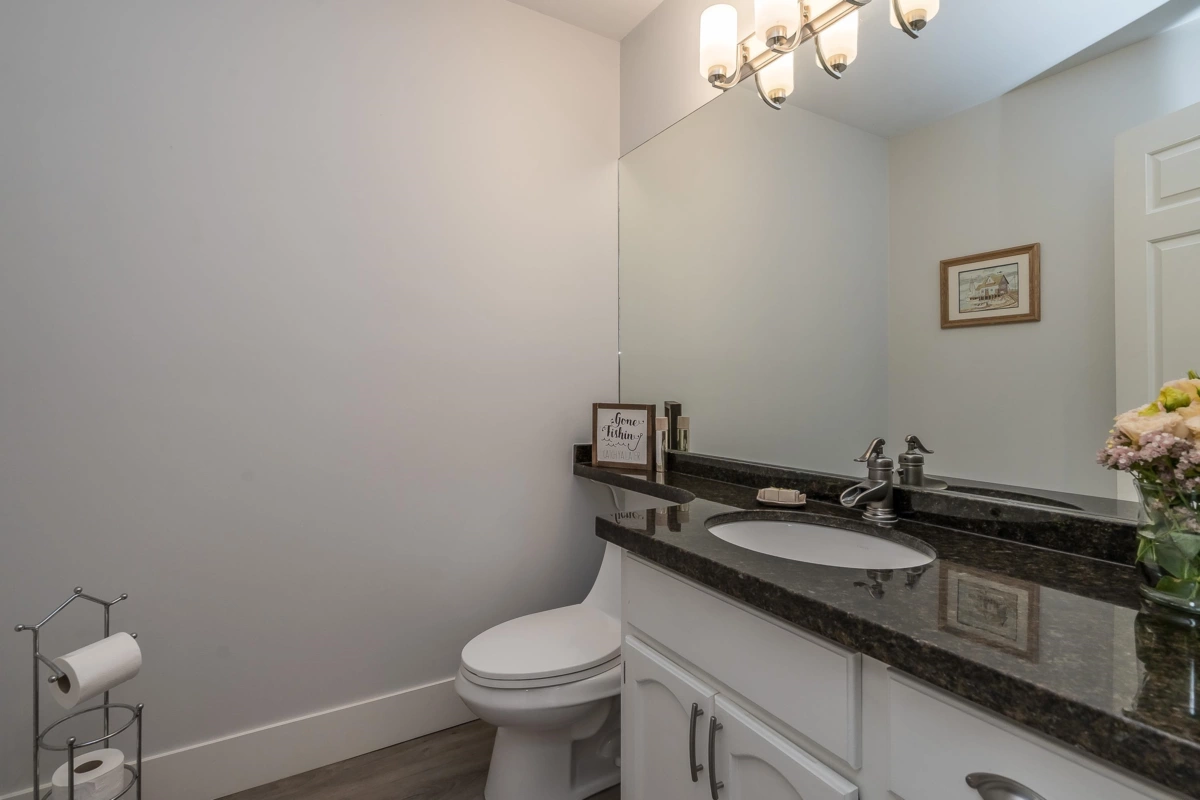 Hallway Photo of 4553 66 Street, Ladner, BC