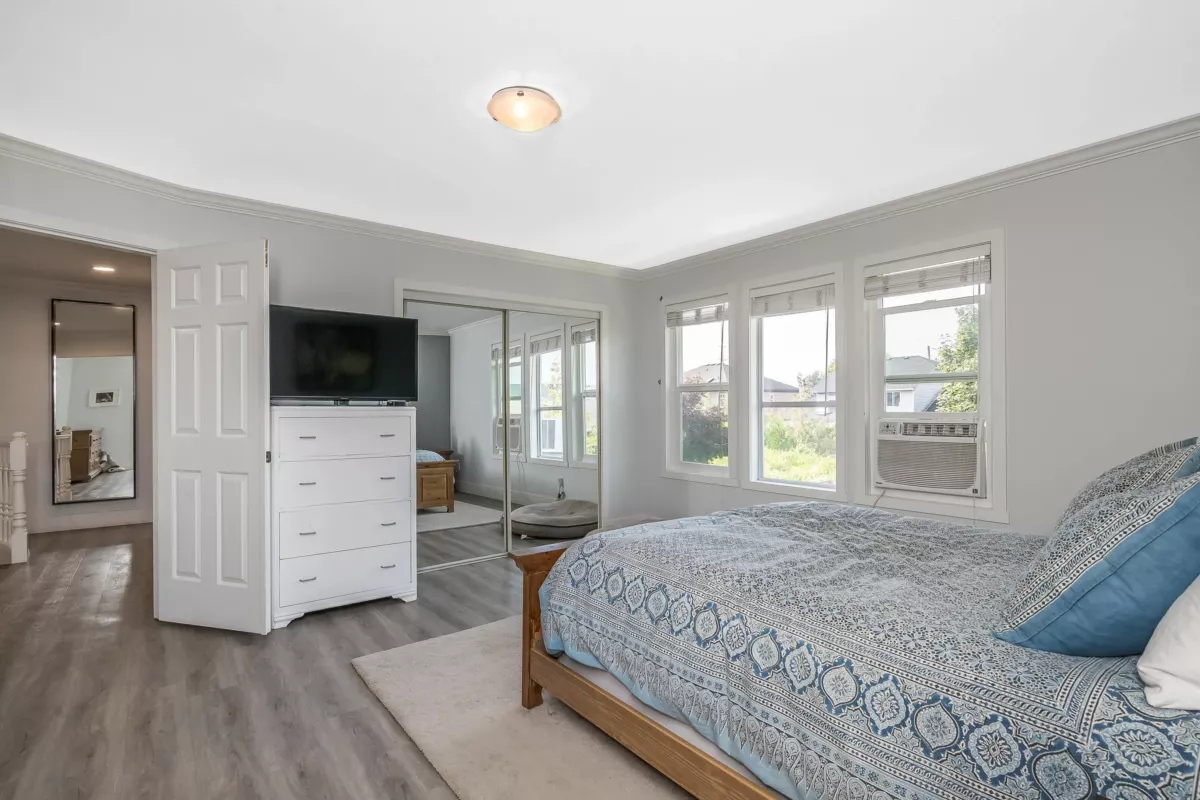 Staircase Photo of 4553 66 Street, Ladner, BC