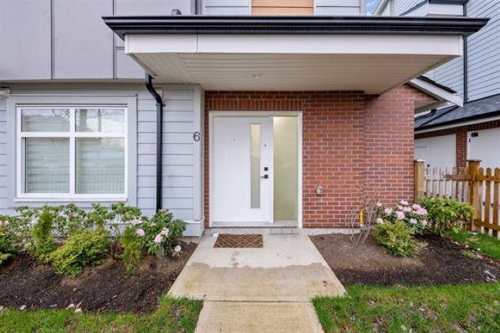 Guest Bathroom Photo of 6 22334 48 Avenue, Langley, BC