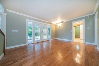 Walk-In Closet Photo of 1949 134 Street, Surrey, BC