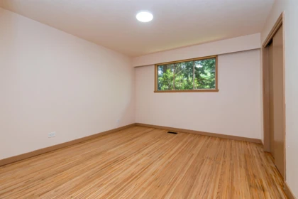 Garage Interior Photo of 3687 Coast Meridian Road, Port Coquitlam, BC