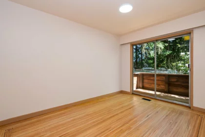Hallway Photo of 3687 Coast Meridian Road, Port Coquitlam, BC