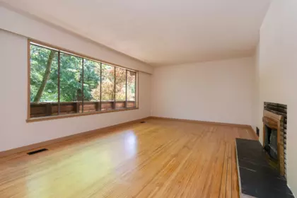 Loft / Bonus Room Photo of 3687 Coast Meridian Road, Port Coquitlam, BC