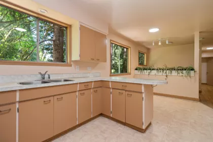 Office / Den Photo of 3687 Coast Meridian Road, Port Coquitlam, BC