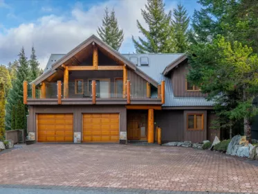 6238 Palmer Drive, Whistler, BC, Whistler — Single Family Residence for sale
