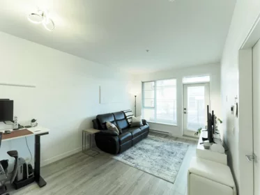 213 516 Foster Avenue, Coquitlam, BC, Coquitlam — Apartment/Condo for sale