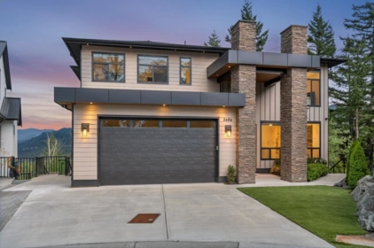 5686 Crimson Ridge, Chilliwack, BC, Greendale — 7 bed single family residence for sale