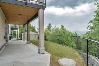 Fitness Center Photo Near 5686 Crimson Ridge, Chilliwack, BC
