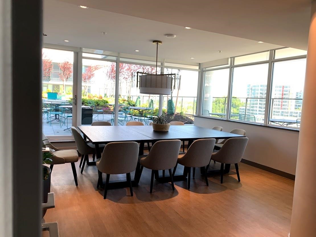 Bedroom 3 Photo of 903 3331 No. 3 Road, Richmond, BC