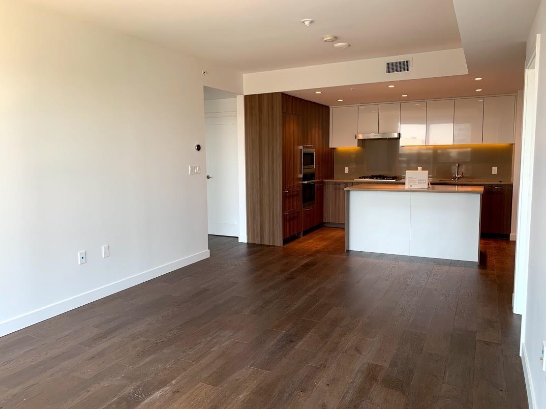 Family Room Photo of 903 3331 No. 3 Road, Richmond, BC