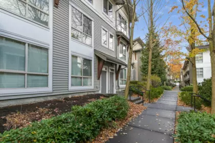 72 6671 121 Street, Surrey, BC, Surrey — Townhouse for sale
