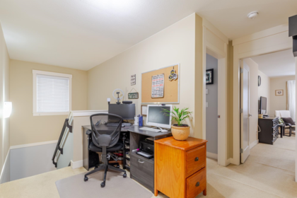 Office / Den Photo of 12 30748 Cardinal Avenue, Abbotsford, BC