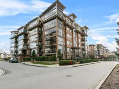 A113 20716 Willoughby Town Centre Drive, Langley, BC