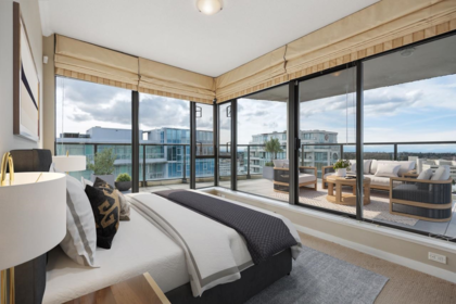 Kitchen Island Photo of 1802 6888 Alderbridge Way, Richmond, BC