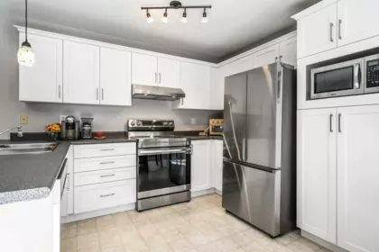 8 45932 Lewis Avenue, Chilliwack, BC, Chilliwack — Townhouse for sale