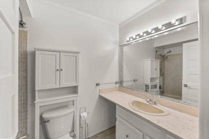 Powder Room Photo of 305 1266 W 13th Avenue, Vancouver, BC