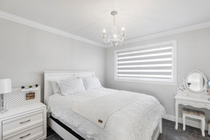 Walk-In Closet Photo of 14680 72a Avenue, Surrey, BC
