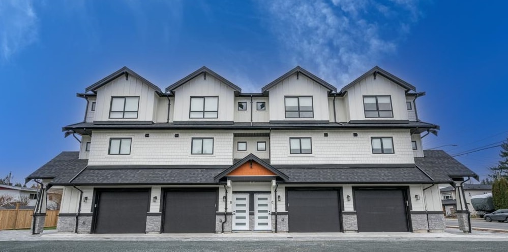 Exterior Front Photo of D 7533 Wren Street, Mission, BC