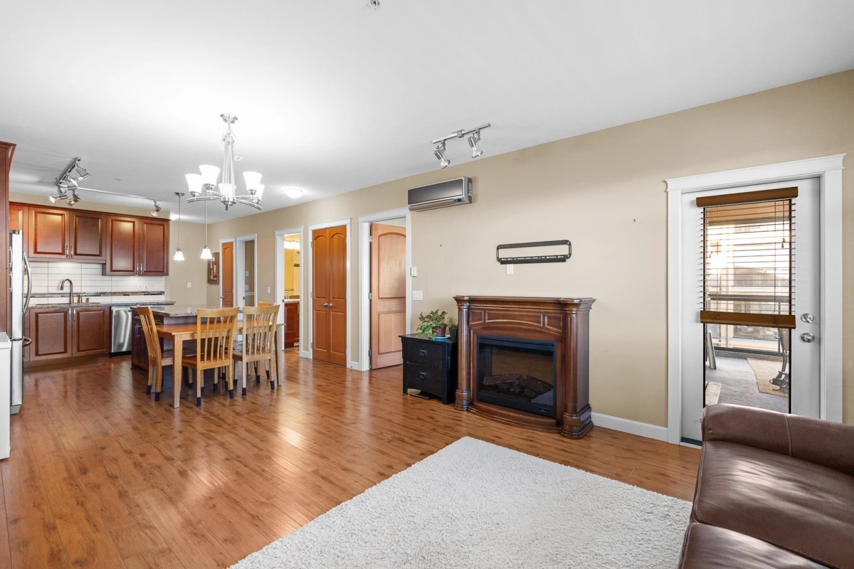 Primary Bathroom Photo of 432 8067 207 Street, Langley, BC