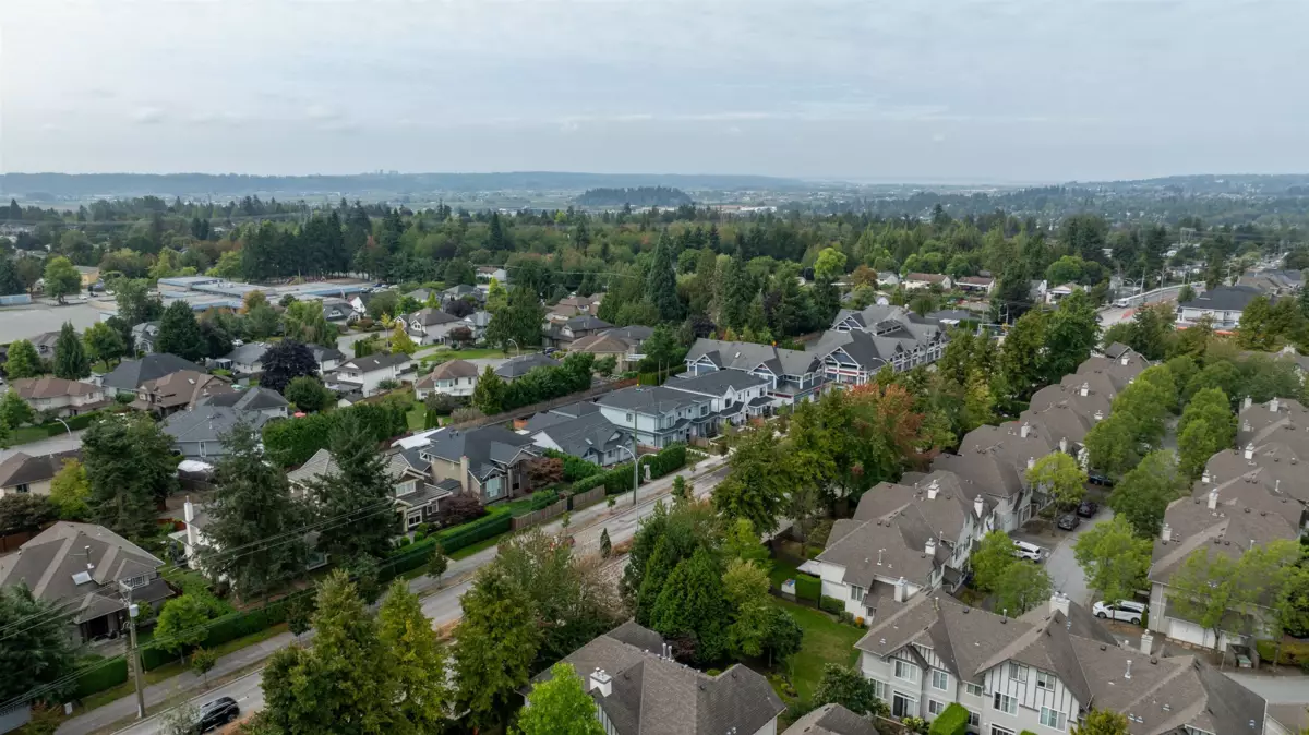 Outdoor Deck Photo of 18460 64 Avenue, Surrey, BC