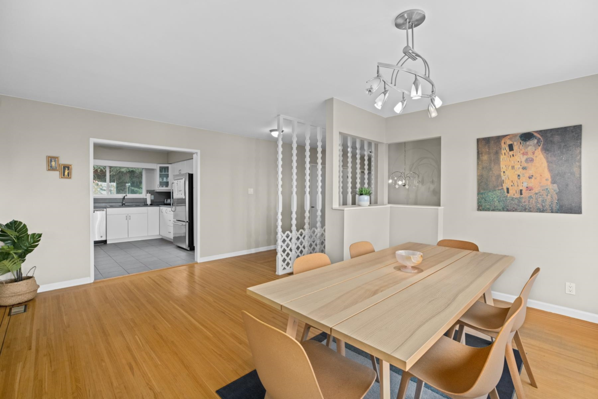 Bedroom 2 Photo of 905 Greenwood Road, West Vancouver, BC