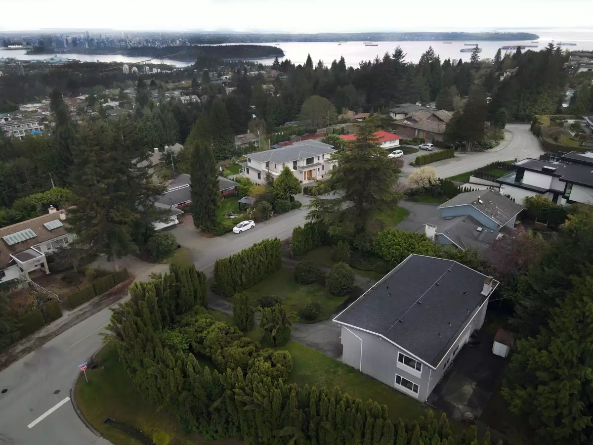 Exterior Rear Photo of 905 Greenwood Road, West Vancouver, BC