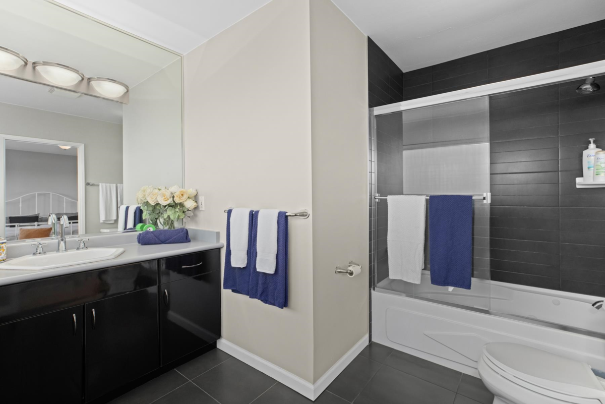 Laundry Room Photo of 905 Greenwood Road, West Vancouver, BC