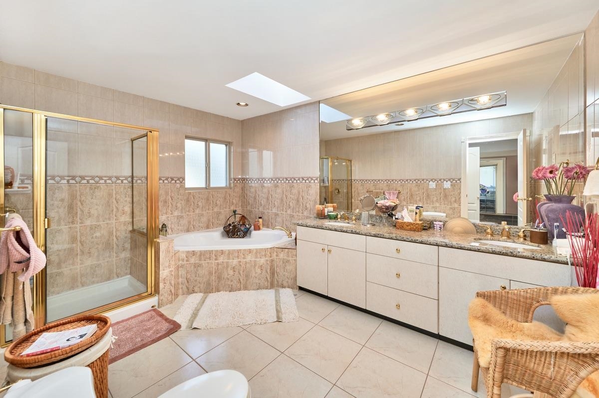 Guest Bathroom Photo of 3820 Lockhart Road, Richmond, BC