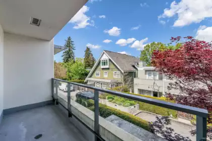 Backyard Photo of 6018 Chancellor Mews, Vancouver, BC