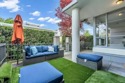 Garden / Landscaping Photo of 6018 Chancellor Mews, Vancouver, BC