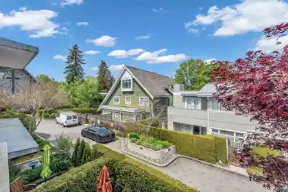 Hot Tub / Spa Photo of 6018 Chancellor Mews, Vancouver, BC