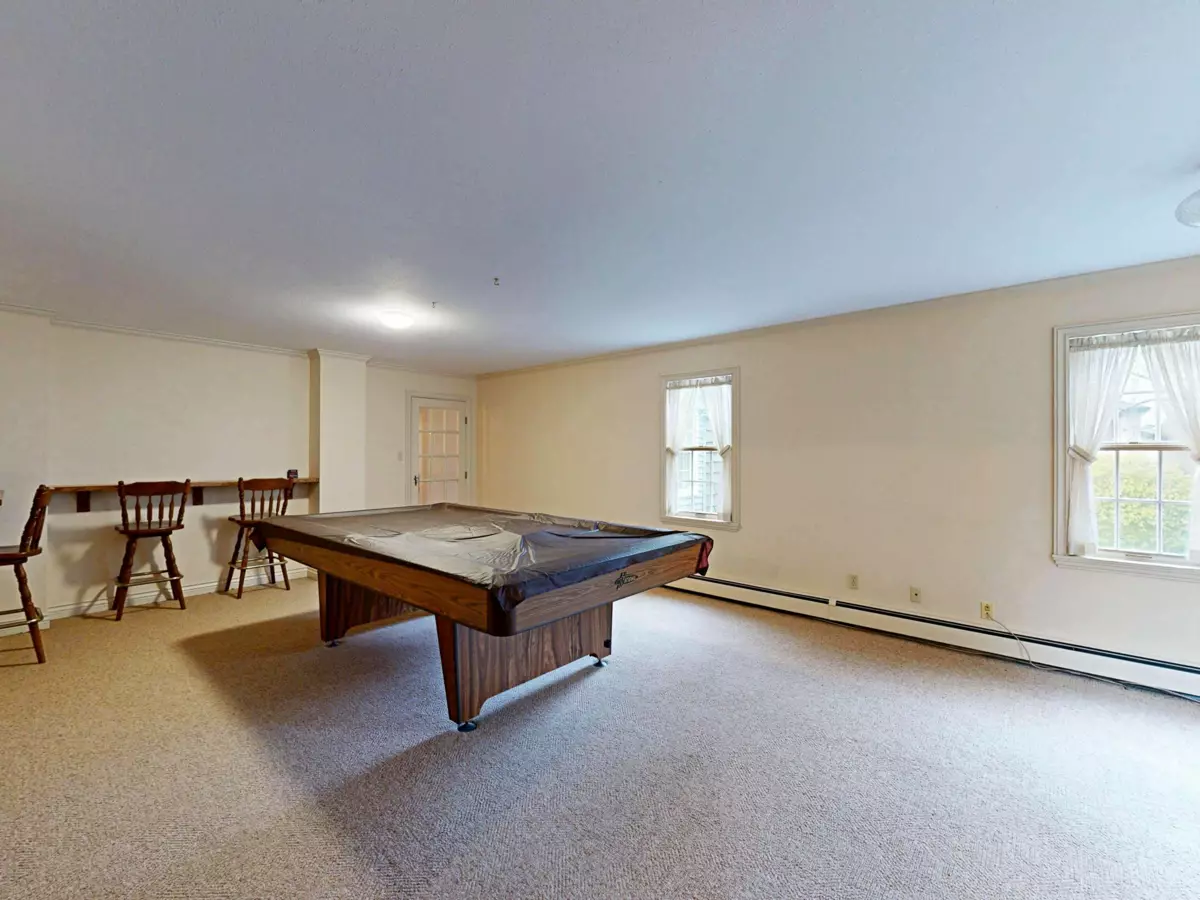 Garden / Landscaping Photo of 9480 Whiteoak Gate, Richmond, BC