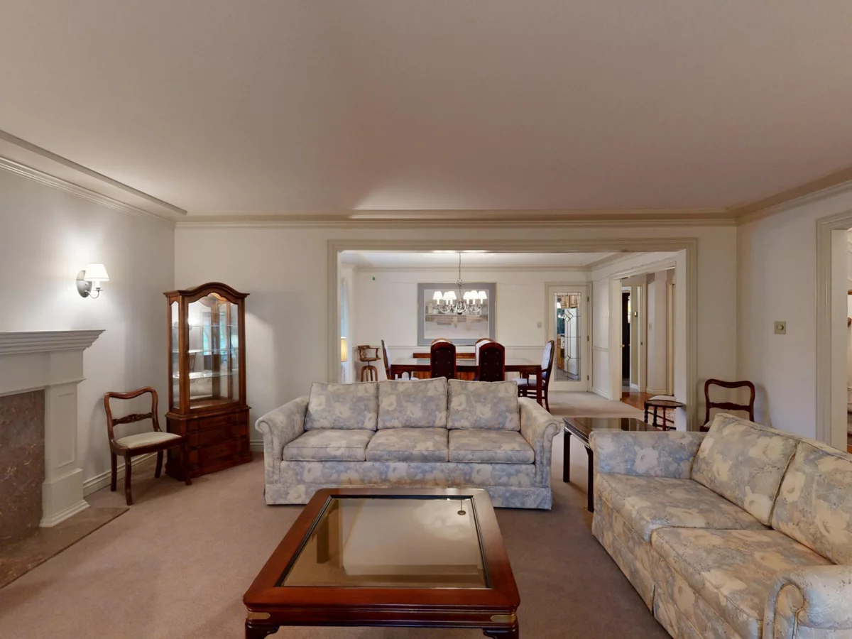 Kitchen Island Photo of 9480 Whiteoak Gate, Richmond, BC