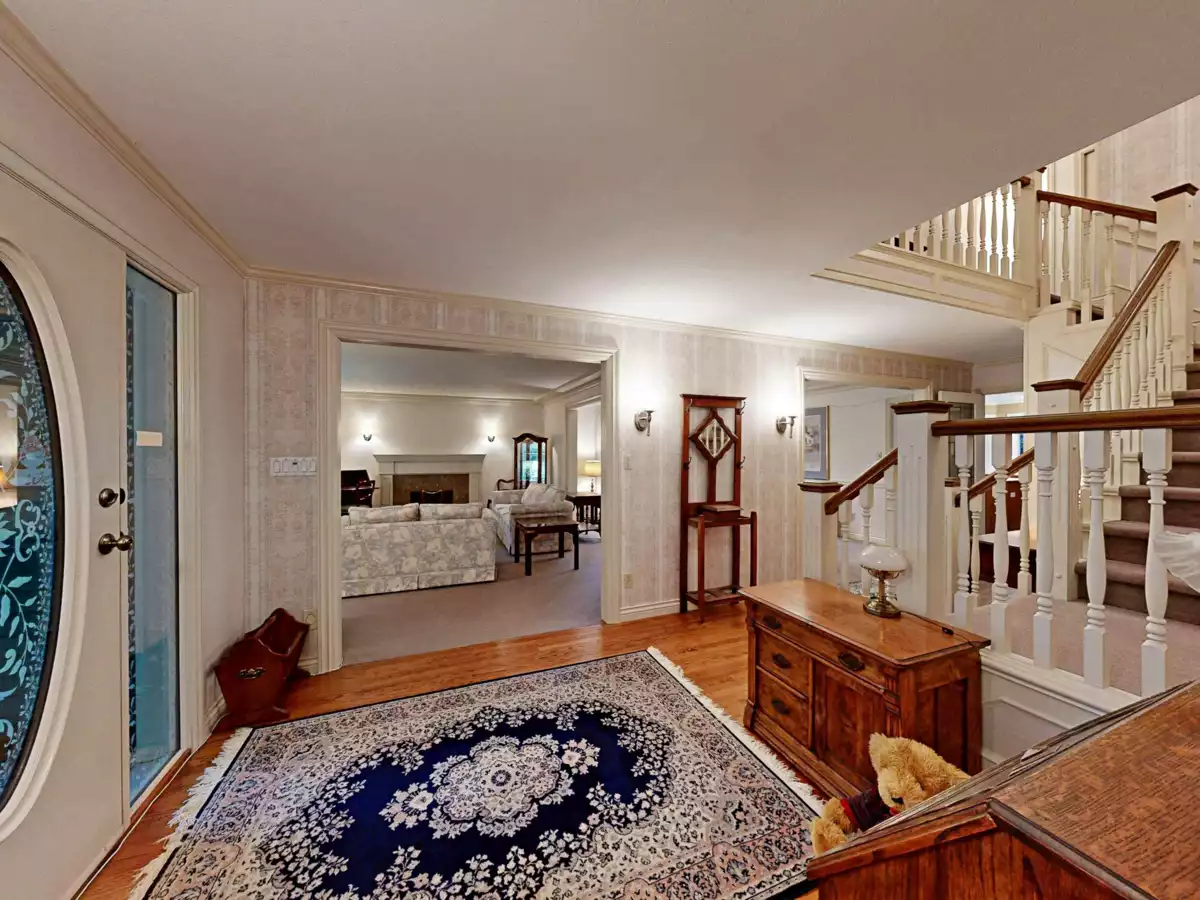 Living Room Photo of 9480 Whiteoak Gate, Richmond, BC