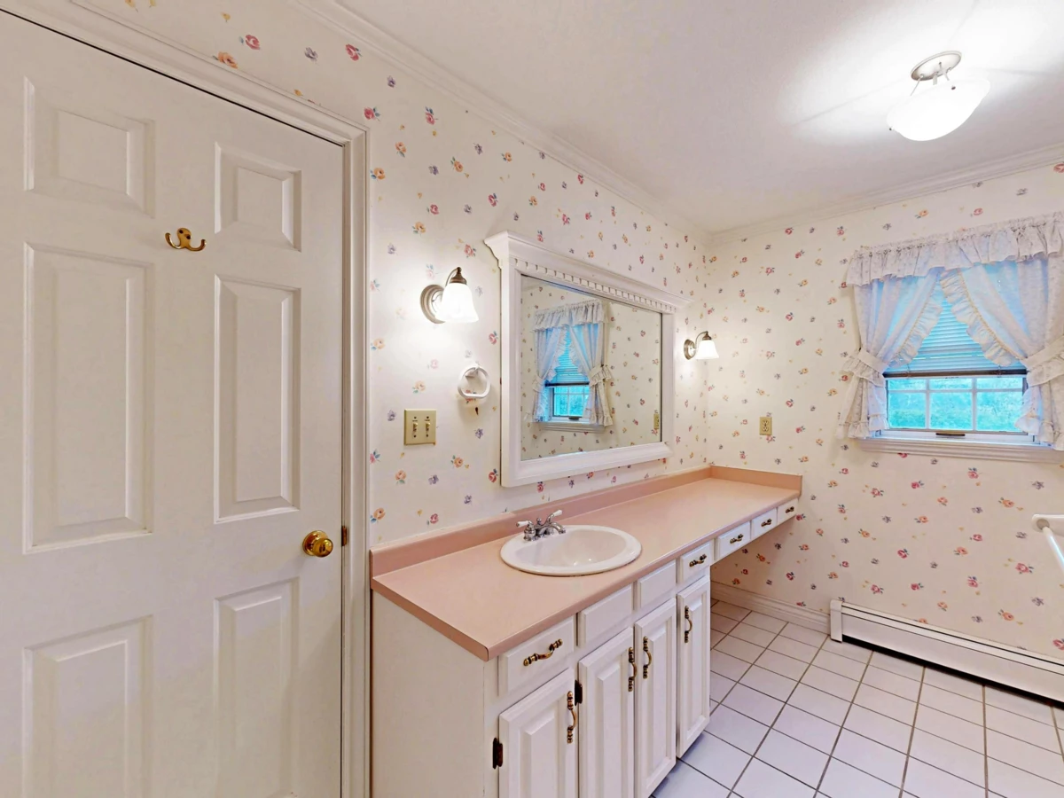 Staircase Photo of 9480 Whiteoak Gate, Richmond, BC