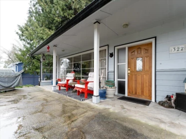 322 E 25th Street, North Vancouver, BC