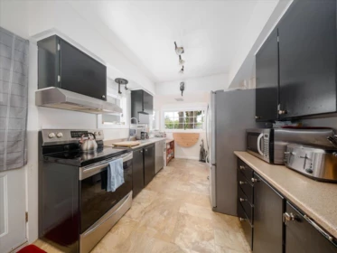 Kitchen Island Photo of 322 E 25th Street, North Vancouver, BC