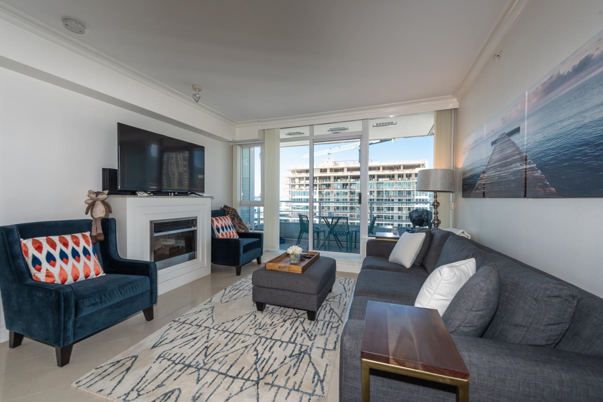 Family Room Photo of 1003 133 E Esplanade, North Vancouver, BC