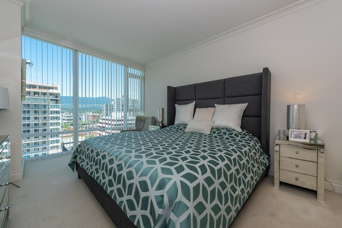 Guest Bathroom Photo of 1003 133 E Esplanade, North Vancouver, BC