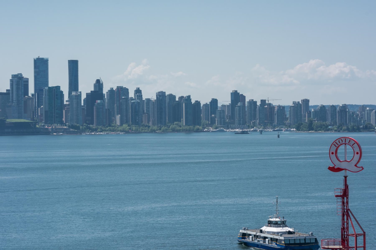 Hallway Photo of 1003 133 E Esplanade, North Vancouver, BC
