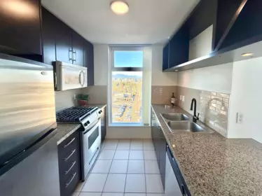 Kitchen Photo of 1503 5028 Kwantlen Street, Richmond, BC