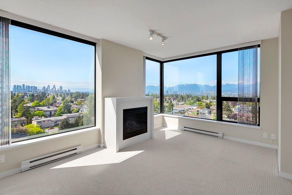 Family Room Photo of 1403 7178 Collier Street, Burnaby, BC