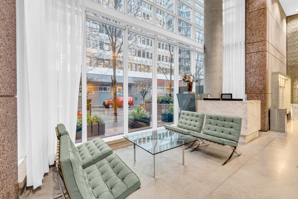 Living Room Photo of 2305 1205 W Hastings Street, Vancouver, BC