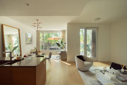 Kitchen Photo of 1577 W 57th Avenue, Vancouver, BC