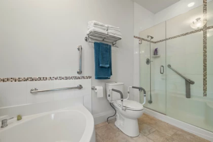 Primary Bedroom Photo of 45218 Nicomen Crescent, Chilliwack, BC