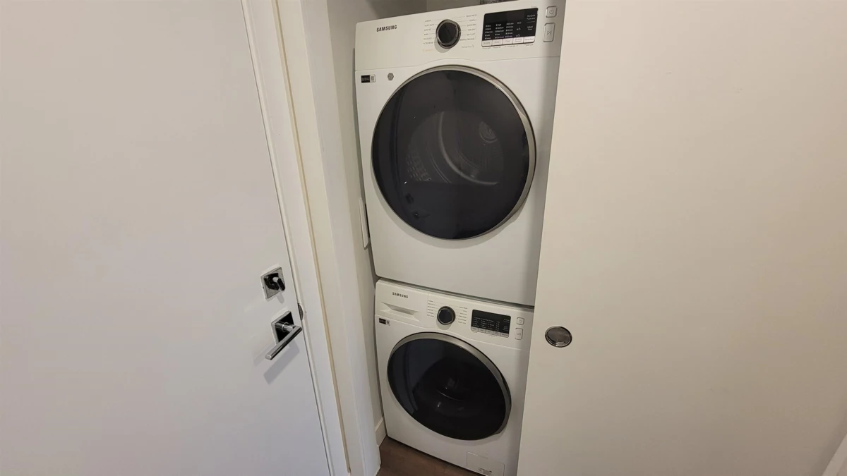 Dining Area Photo of 1008 901 Lougheed Highway, Coquitlam, BC